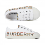 Burberry 8038500 A1462 Ikoonilise triibu logotr&uuml;kiga tossud 8038500 A1462 (29)