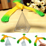 Magic Balancing Bird Science lauam&auml;nguasi koos Base Novelty Eagle Fun Learn Gag kingitusega