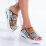 Naiste meditsiinilised klotsid &otilde;e sussid sabo haigla kingad naiste libisemiskindlad &otilde;e arsti &auml;mmaemanda kirurgilised sandaalid 35