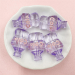 K&auml;sitsi valmistatud akr&uuml;&uuml;lhelmed k&auml;sitsi valmistatud materjal 5 tk 18,8 * 30 mm kommiv&auml;rv loominguline armas perforeeritud ripats multifilmi elemendid koksipudeli kuju lilla