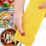 3 tk/komplekt Multifunktsionaalsed pastat&ouml;&ouml;riistad isetehtud spageti-makaronivalmistaja pasta-nuudlimasin makaronide valmistamise vorm k&ouml;&ouml;gividina jaoks