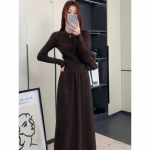 Naiste s&uuml;gis- ja talvine &uuml;mara kaelusega pikkade varrukatega džemprid pool kehaga seelik kaheosaline komplekt One Size tumepruun v&auml;rv