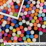 DIY k&auml;sitsi valmistatud juuksen&otilde;ela materjali komplekt: Beež Bayberry ja aukudega imitatsioonp&auml;rl diameter 14mm 50 pcs/pack