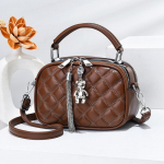 Lingge Crossbody v&auml;ike kott 2023 uus mood v&auml;ike aromaatne kettkott Naiste Crossbody k&auml;ekott Mini &otilde;lakott 18x8x12 beež