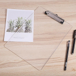 Vastupidav l&auml;bipaistev multifunktsionaalne kirjutustahvel ja klambrikaust Transparent White