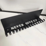 Medalite v&auml;ljapanekuriiul Medalite riidepuu Hoidja Korraldaja Seinale paigaldatav Suure mahutavusega Auhinnahoidja Jooksuks Jalgpalliks Spordiks Karateks