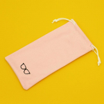 Seemisnahast prillikott ja puhastuslapp l&uuml;hin&auml;gelikkuse, p&auml;ikeseprillide ja lugemisprillide jaoks 18*9 cm