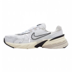 Nike Naiste V2K Run Vabaajajalatsid 40