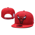 Reguleeritav pesapallim&uuml;ts tikandiga - Lai nokaga p&auml;ikesem&uuml;ts meestele naistele Hip Hop t&auml;navamood Adjustable red