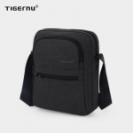 Tigernu br&auml;ndi kvaliteetne meeste k&auml;ekott Mini &auml;ri &otilde;lakotid vabaaja suvekott meestele Cross body kott meeste kott 26cm*21cm*8cm must/hall