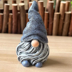 1 tk Aia p&auml;kapiku skulptuur Aed Kodu Aiakaunistus Goblin J&otilde;ulup&auml;kapiku Vanamehe Vaigust k&auml;sit&ouml;&ouml; roheline