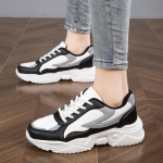 Naiste Colorblock lamedad tossud vabaaja &uuml;mmarguse varbaga madala &uuml;laosaga uisukingad K&otilde;ik sobivad k&auml;imisspordijalatsid 35