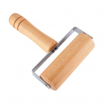 Taignarulli taignarullimiseks m&otilde;eldud taignarull, puidust k&ouml;&ouml;girull