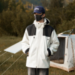 S&uuml;gis ja Talv Uus Kolm-&uuml;hes Paaride Eemaldatav Sisevoodriga Kapuutsiga Tuulekindel M&auml;gironimisr&otilde;ivastus V&auml;ljas Soe Hardshell Jakk M