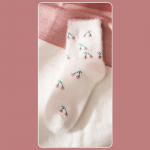 Siledad naiste sokid naaritsa samet sokid naiste s&uuml;gis ja talv pluss samet paksud torusokid sooja p&otilde;randa sokid korall samet unesokid One size