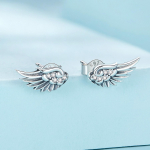 S925 Silver Angel Wings K&otilde;rvar&otilde;ngad Valge Tsirkoon Vintage Wing Stud K&otilde;rvar&otilde;ngas valge