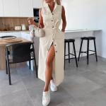 Naiste vabaaja ja moekas varrukateta v&ouml;&ouml;kohast sisse&otilde;mmeldud &uuml;he n&ouml;&ouml;biga teksakleit L beež