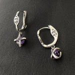 Foxanry peened s&auml;delevad tsirkoonlillad k&otilde;rvar&otilde;ngad naiste paaridele pulma-aastap&auml;evaks moeehted kingitused