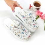 Naiste meditsiinilised klotsid &otilde;e sussid lilledega Sabo haigla kingad libisemiskindlad &otilde;e arsti &auml;mmaemanda kirurgilised sandaalid 39