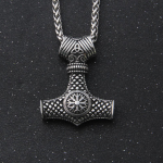 Must roostevabast terasest kaelakee Thor Hammer &ndash; Vikingi amulett koos Helm of Awe'i ja Vegvisiri ripatsiga meeste norra Valhalla ehetele Single Pendant