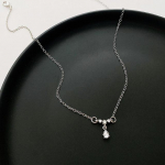 17KM H&otilde;bedav&auml;rvi Kuukivi Ripats Kaelakeed Naistele Trendikas Kristall Tsirkoon Rist Tilgakujuline Kaelakee As&uuml;mmeetriline Ehtekink