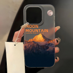 Mobiiltelefoni&uuml;mbrised iPhone 11 13 15 Pro Max 12 14 Pro Max &uuml;mbrisele iPhone 16 15 Plus 13 Pro 12 j&auml;&auml;tunud tekstuuriga maalitud koomiksililled iPhone 11 valge