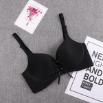 &Uuml;hes t&uuml;kis &otilde;mblusteta rinnahoidja Seksikas push-up reguleeritav &uuml;lest&otilde;stev rinnahoidja Reguleeritavad rinnahoidjarihmad Reguleeritav rinnahoidja Aluspesu 75AB