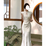 Naiste retro Hiina stiilis Cheongsam kleit p&uuml;stkraega ja l&otilde;hikuga - salendav &otilde;htune pikk kleit XS beež