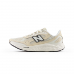New Balance Fresh Foam Arishi v4 Angora Sandstone Meeste Tennised Kreemjas Must MARISTC4 42