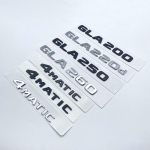 3D h&otilde;bedaste mustade t&auml;htedega GLA180 GLA200 GLA220d GLA250 GLA260 4Matici embleem Mercedes Benz X156 H247 auto pagasiruumi logo kleebis 4Matic matt must v&auml;rv