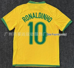 2002 Maailmameistriv&otilde;istluste Brasiilia Retro Jalgpallis&auml;rk: Carlos #6, Ronaldo #9, #11 ja Ball Apparel. Large blue