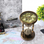 Vintage messingist liivataimer koos kahepoolse kompassi merekujunduse ja ajam&otilde;&otilde;tmisega
