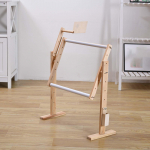 Stitch Rack, puidust tikandid n&auml;put&ouml;&ouml; &otilde;mblust&ouml;&ouml;riist