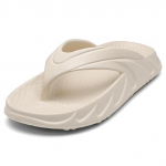 Uued meeste pl&auml;tud, suvised massaažisussid, suured vabaaja slaidid, libisemiskindlad meeste rannasussid, paarile m&otilde;eldud v&auml;lisjalatsid 5.5 beež