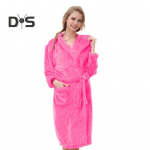 Paari talvine &ouml;&ouml;s&auml;rk Paks fliis, soe pits, reguleeritav v&ouml;&ouml;koht kapuutsiga taskud, suurep&auml;rase veeimavusega keskmise pikkusega naiste koduriided spaahotell M must