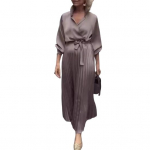 Naiste kleit rev&auml;&auml;riga V-kaelusega pikkade varrukatega paeltega k&otilde;rge v&ouml;&ouml;kohaga pikk kleit &uuml;hev&auml;rviline plisseeritud &auml;&auml;rega s&auml;rk-kleit M hall