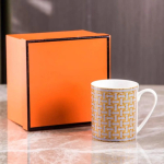 Elegantne Euroopa stiilis keraamiline kruus Luksuslik luukeraamikast kohvitass Hommikus&ouml;&ouml;gipiimaklaas Mosaiikdisain Br&auml;ndi kinkekarp 301-400ml orange