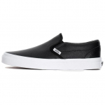 Slip-On Vans Perforeeritud Nahast 'Must' VN000XG8DJ6 43