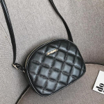 Yogodlns naiste ruuduline v&otilde;re &otilde;lakott Pu Nahast k&auml;ekott Causal V&auml;ike klappkott Naiste Mood Crossbody kott 19*7*15cm must