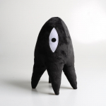 Uus &otilde;udusm&auml;ng Doll Omori t&auml;idisega m&auml;nguasi Omori &uuml;mber Piiri&uuml;lene nukk Kingitused lastele must