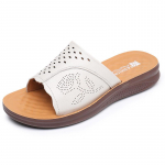 Pehme tallaga ehtsast nahast sussid keskealistele ja eakatele naistele &ndash; mugavad, hingavad sandaalid 39 valge