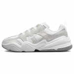 Nike Tech Hera Photon Dust Valge Unisex Vabaajajalatsid FJ9532-100 EU 42 hall/valge