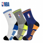 NBA meeste keskmise pikkusega spordisokid (3-paariline pakk) One Size (26-28CM, EU 39-44)