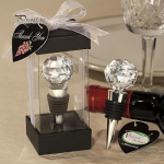 Elegantne vaakumiga suletud kivist punase veini pudeli korgikork