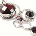 Les Tr&eacute;sors De Lily [F4345] - Collier Cr&eacute;ateur 'M&eacute;lusine' Rouge Noir punane