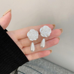 Korea Simple Shell Camellia Rose Flower K&otilde;rvaklambrid K&otilde;rvar&otilde;ngad Ilma augustamiseta Retro V&auml;ike Daisy Lille Klamber K&otilde;rvar&otilde;ngas Ilma augustatud k&otilde;rvata roosa roheline v&auml;rv