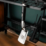 304 roostevabast terasest praad, pannkook, grill, spaatliga BBQ tangid kala praadimine. must