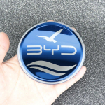 BYD Seagull Yuan PLUS Dolphin Seal rooliratta logo sisekujundus
