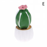 Armas roheline taim, kaktus, v&auml;ike potikaunistusega vidin, auto sisekujundus