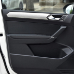T&auml;iuslik sobivus Volkswagen VW Touran 2016 2017 2018 PU Nahast Auto Salongi Ukse K&auml;etoe Paneeli Kate Kleebis Viimistlus 2016 -2018
